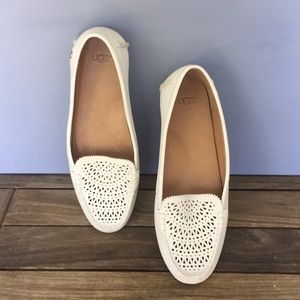 ugg clair flat